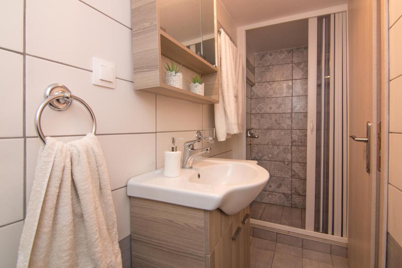 Apartamento Loft Renovated Flat 5' From The Old Town Corfu Corfu  Exterior foto